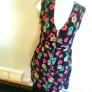 M NWOT pretty multicolor floral dress